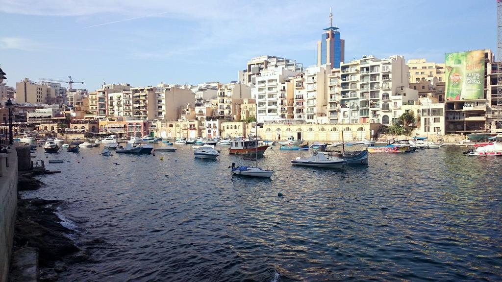 Spinola Seafront Apartment San Ġiljan Chambre photo