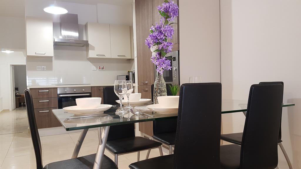 Spinola Seafront Apartment San Ġiljan Extérieur photo
